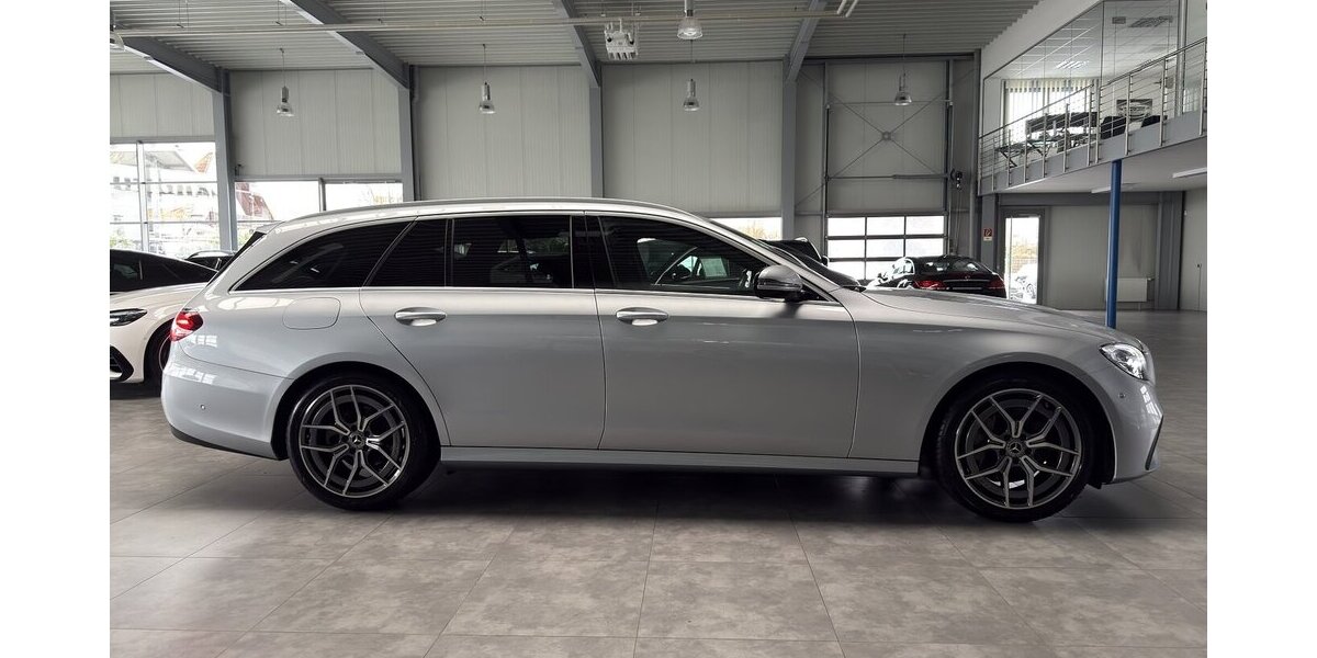 Mercedes-Benz E 220 T d AMG AHK-KAMERA-SCHIEBEDACH-CARPLAY-LED 72.980 km 38.890 &euro; Groß-Umstadt 64823