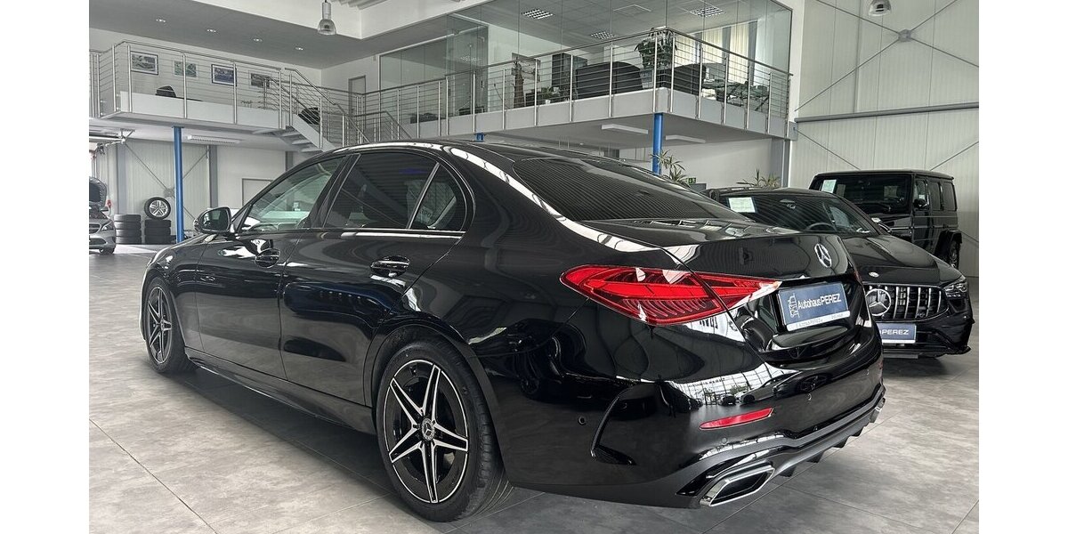 Mercedes-Benz C 300 d EDITION AMG DISTRONIC-PANORAMA-BURMESTER 31.110 km 49.897 &euro; Groß-Umstadt 64823