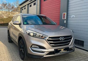 Hyundai TUCSON 129.000 km 15.499 &euro; Groß Gerau 64521