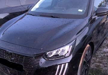 Peugeot 208 14.007 km 15.380 &euro; Rüsselsheim 65428