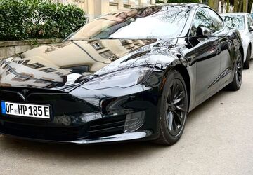 Tesla Model S 212.000 km 19.200 &euro; Offenbach am Main 63067