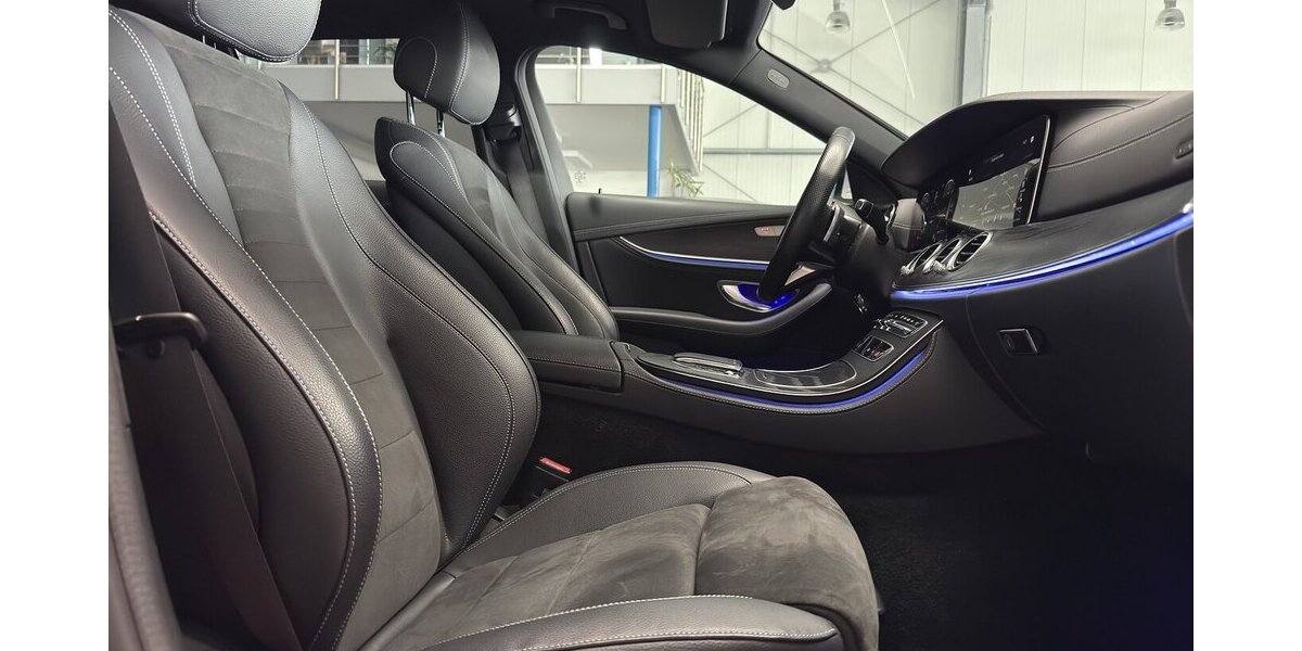 Mercedes-Benz E 220 T d AMG AHK-KAMERA-SCHIEBEDACH-CARPLAY-LED 72.980 km 38.890 &euro; Groß-Umstadt 64823