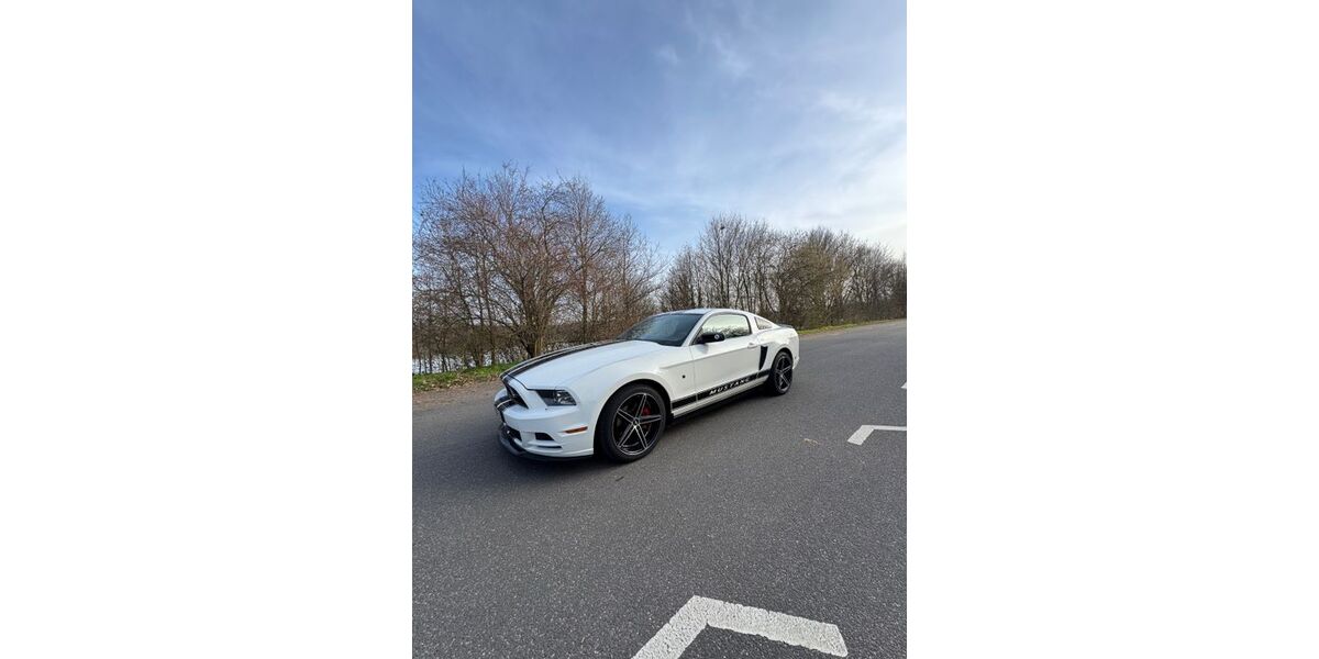 Ford Mustang 110.000 km 17.000 &euro; Mainflingen 63533