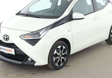 Toyota Aygo 48.396 km 10.990 &euro; Frankfurt am Main 65936