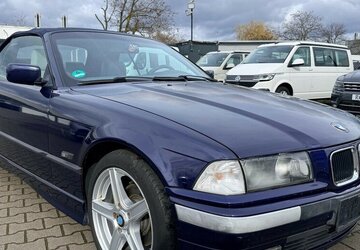 BMW 328i Cabrio Automatik Exclusiv Edition 273.000 km 7.990 &euro; Frankfurt 60386