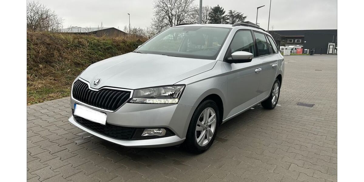 Skoda Fabia 97.480 km 10.350 &euro; Rimbach 64668