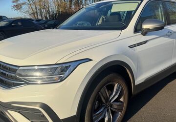VW Tiguan Allspace 39.800 km 33.900 &euro; Heusenstamm 63150