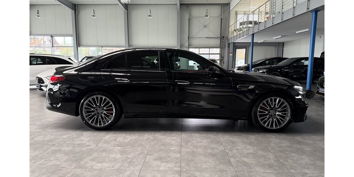 Mercedes-Benz E 53 AMG Hybrid 4M+ DYNIAMIC+ DRIVERS PACK-NIGHT 33.230 km 79.949 &euro; Groß-Umstadt 64823