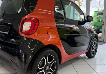 Smart ForTwo 83.000 km 10.999 &euro; NEU ISENBURG 63263