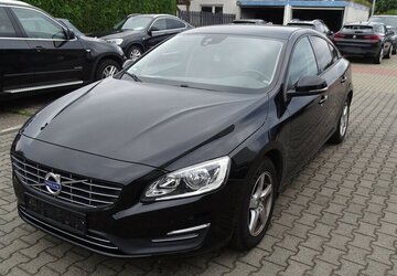 Volvo S60 Kinetic Klima, Navigation 196.500 km 8.290 &euro; Rodgau 63110