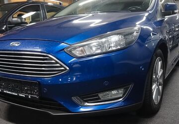 Ford Focus 135.500 km 8.990 &euro; Rüsselsheim 65428