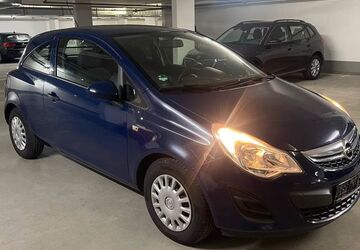 Opel Corsa 155.000 km 2.800 &euro; Frankfurt 60313