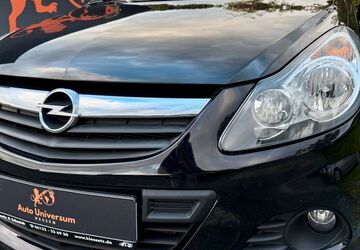 Opel Corsa 163.000 km 3.990 &euro; Liederbach am Taunus 65835