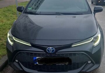 Toyota Corolla 305.000 km 12.500 &euro; Frankfurt am Main 60386