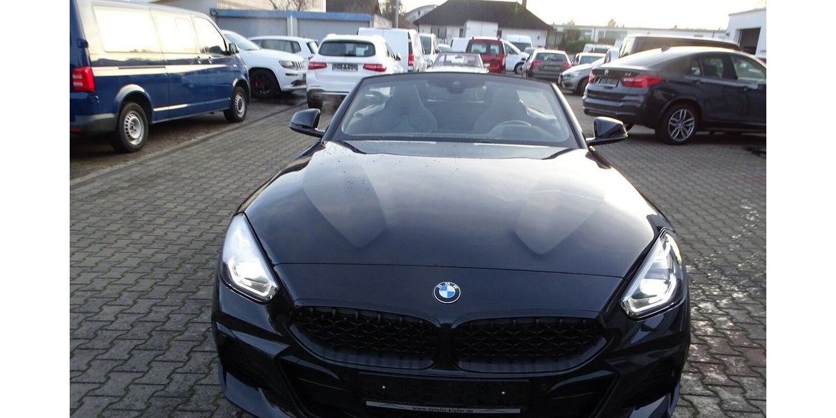 BMW Z4 sDrive 20 i M Sport Leder, LED, Navigation 60.000 km 31.890 &euro; Rodgau 63110