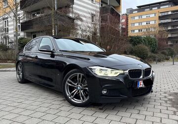 BMW 330 256.555 km 12.390 &euro; Frankfurt am Main 60486