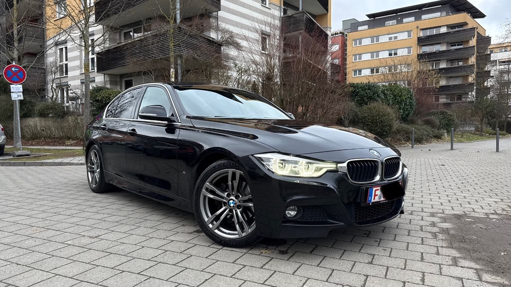 BMW 330 256.555 km 12.390 &euro; Frankfurt am Main 60486