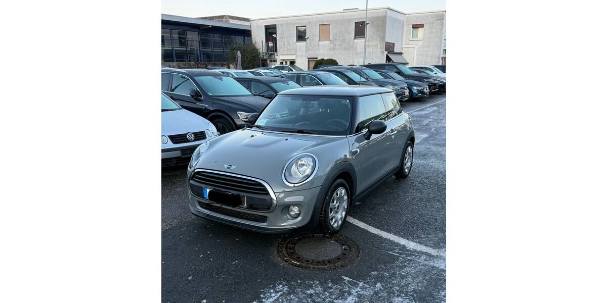 Mini One First 69.575 km 8.500 &euro; Frankfurt am Main 60487