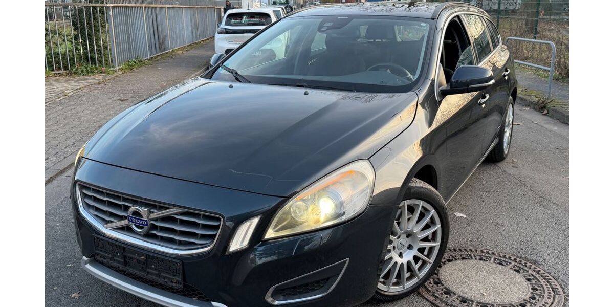 Volvo V60 325.000 km 3.999 &euro; Frankfurt am Main 65933