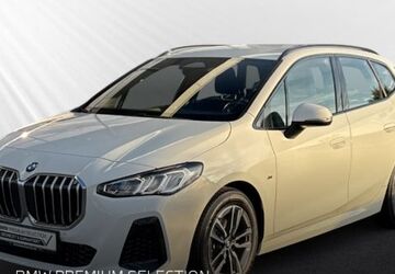 BMW 218 Active Tourer 3.773 km 29.880 &euro; Rüsselsheim 65428