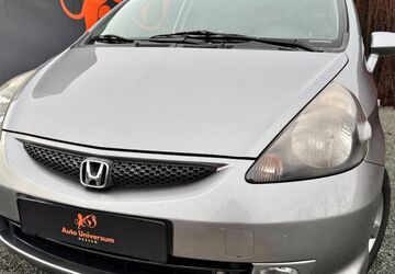 Honda Jazz 140.000 km 2.490 &euro; Liederbach am Taunus 65835