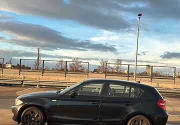 BMW 118 210.000 km 3.250 &euro; OFFENBACH 63069