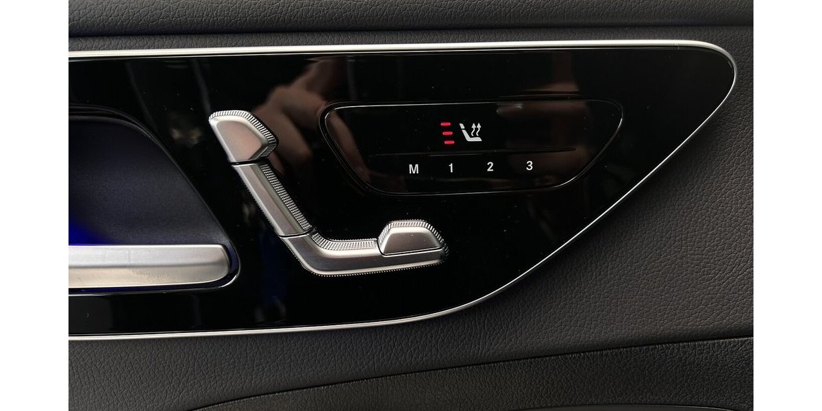 Mercedes-Benz C 220 d AVANTGARDE-SCHIEBEDACH-DISTRONIC-360-LED 11.441 km 39.849 &euro; Groß-Umstadt 64823