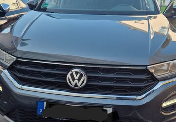 VW T-Roc 74.500 km 15.700 &euro; Frankfurt am main 60435