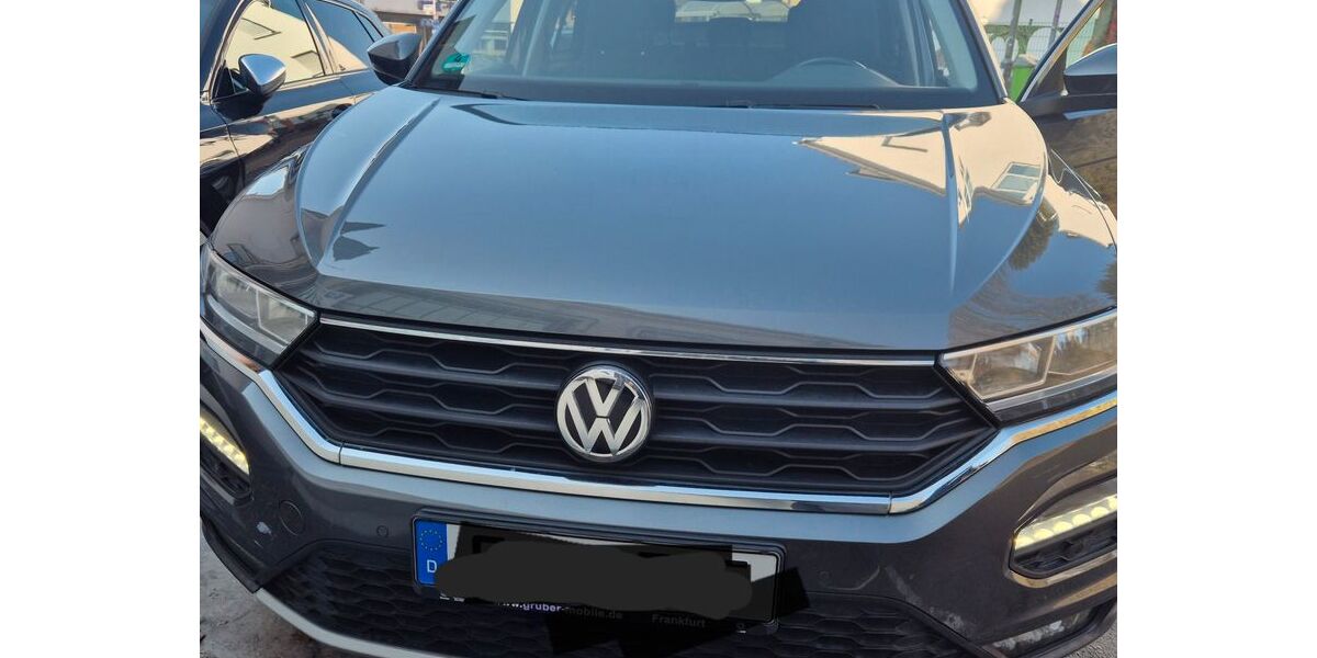 VW T-Roc 74.500 km 15.700 &euro; Frankfurt am main 60435