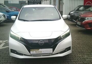 Nissan Leaf 37.941 km 14.990 &euro; Frankfurt 60486