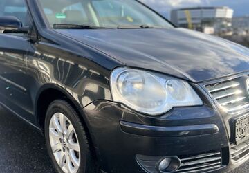 VW Polo 176.000 km 2.490 &euro; Bickenbach 64404