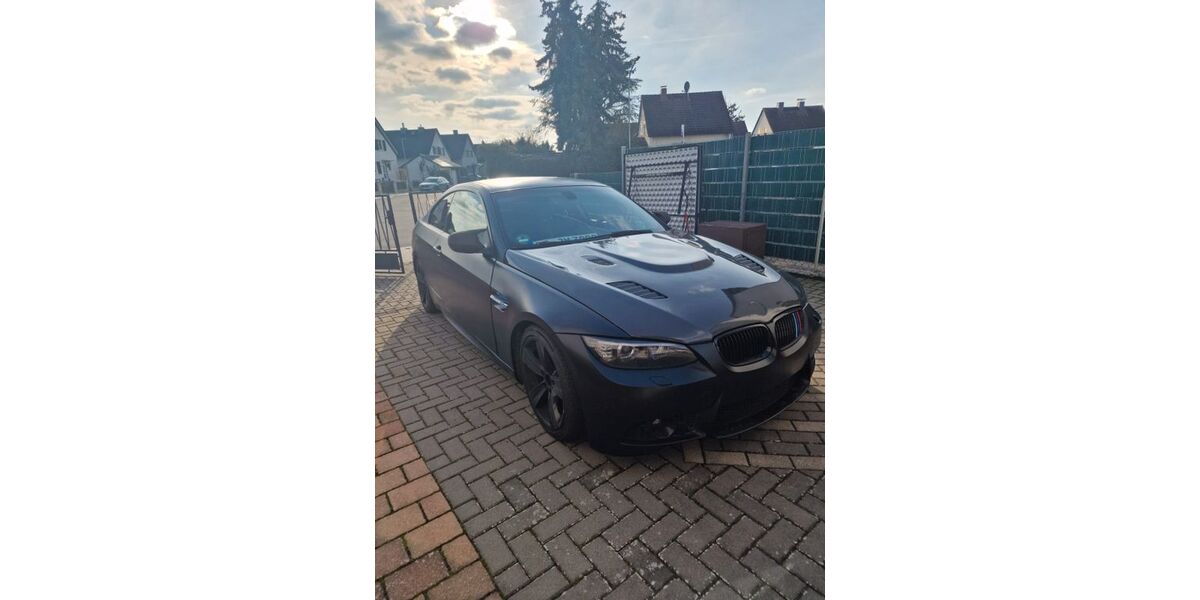 BMW 320 42.000 km 10.700 &euro; Obertshausen 63179