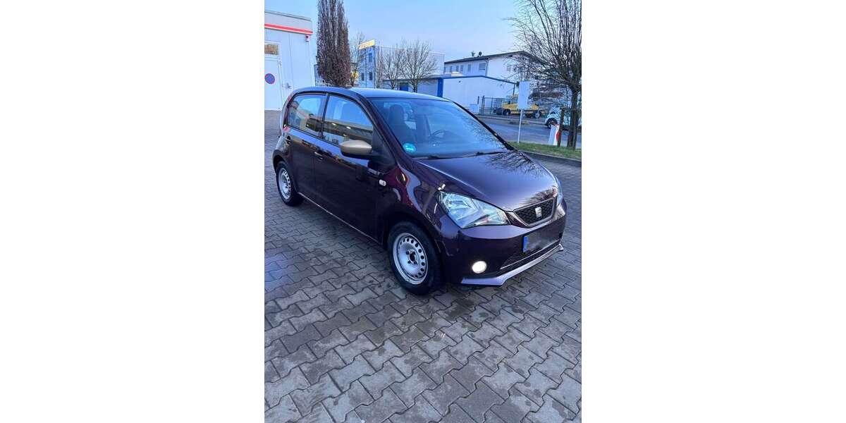 Seat Mii 33.165 km 6.700 &euro; Frankfurt am Main 60437