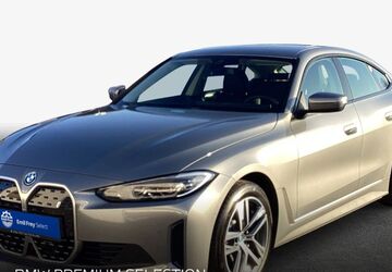 BMW i4 15.686 km 39.760 &euro; Zwingenberg 64673