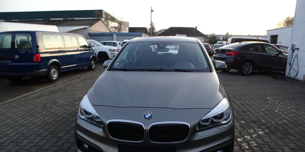 Dacia Duster Black Shadow 4x2 94.800 km 6.990 &euro; Rodgau 63110