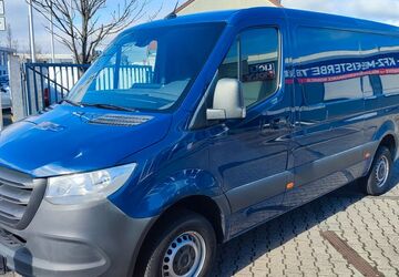 Mercedes-Benz Sprinter 179.900 km 25.950 &euro; Rüsselsheim 65428