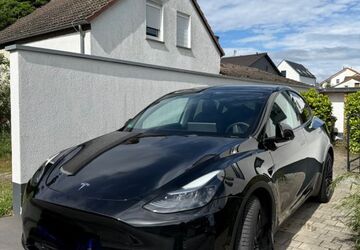 Tesla Model Y 66.688 km 33.900 &euro; Darmstadt 64295