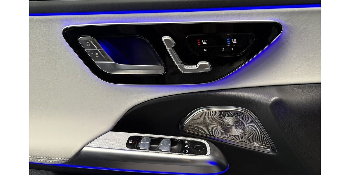 Mercedes-Benz E 300 T de AMG DISTR-AIRMATIC-4D SURROUND-DC-AHK 14.998 km 58.798 &euro; Groß-Umstadt 64823