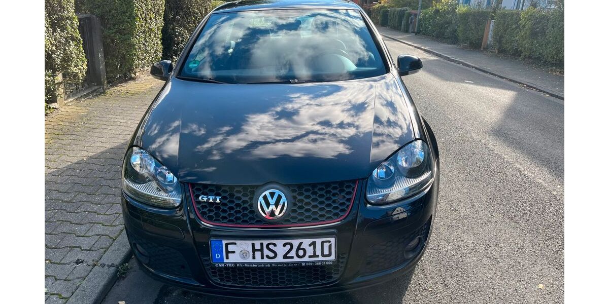 VW Golf 204.054 km 5.000 &euro; Frankfurt am Main 60435