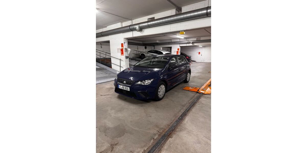 Seat Ibiza 99.999 km 8.800 &euro; Frankfurt am Main 60327