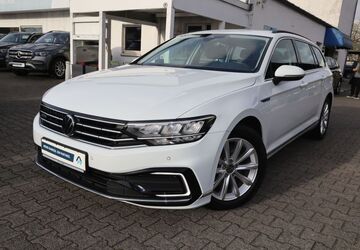 VW Passat Variant 73.197 km 21.380 &euro; Darmstadt 64291