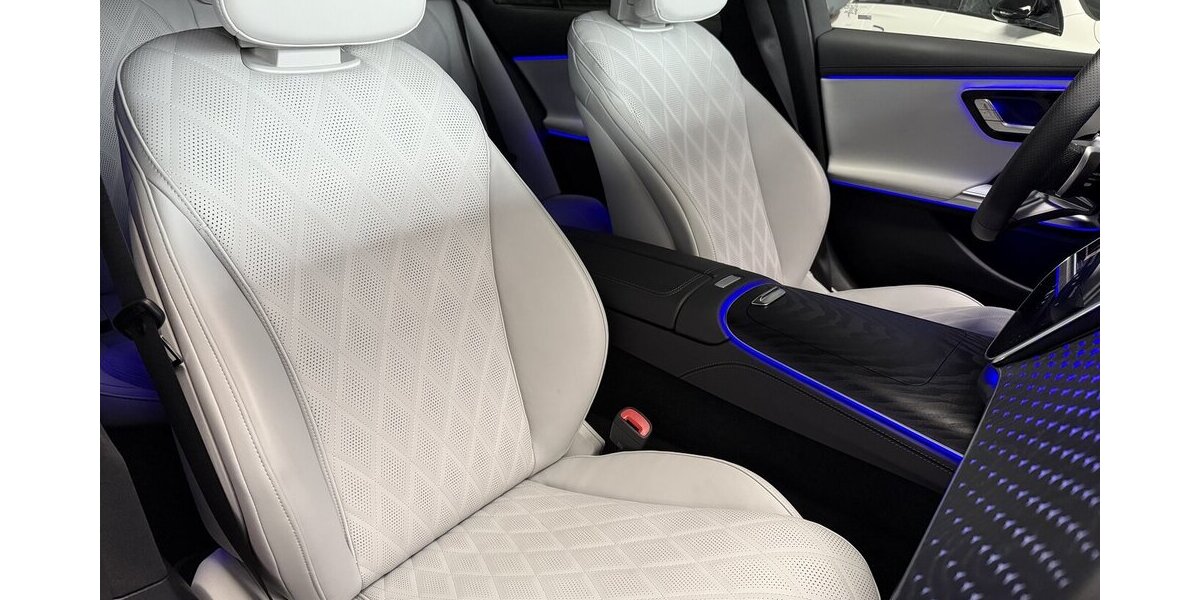 Mercedes-Benz E 300 T de AMG DISTR-AIRMATIC-4D SURROUND-DC-AHK 14.998 km 58.798 &euro; Groß-Umstadt 64823