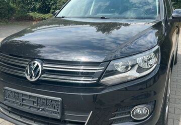 VW Tiguan 109.300 km 9.900 &euro; Bensheim 64625