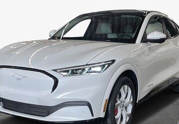 Ford Mustang Mach-E 29.122 km 33.998 &euro; Frankfurt 60386