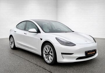 Tesla Model 3 89.000 km 24.490 &euro; Flörsheim am Main 65439
