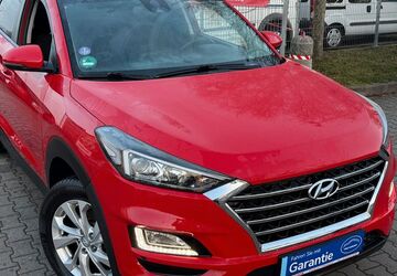 Hyundai TUCSON 118.503 km 14.200 &euro; Offenbach 63071