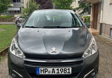 Peugeot 208 106.035 km 5.600 &euro; Ginsheim Gustavsburg 65462