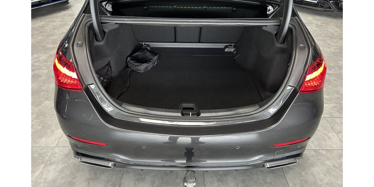 Mercedes-Benz C 300 d EDITION AMG DISTRONIC-PANO-AHK-BURMESTER 24.917 km 50.398 &euro; Groß-Umstadt 64823