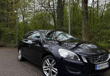 Volvo V60 189.816 km 8.500 &euro; Langen 63225