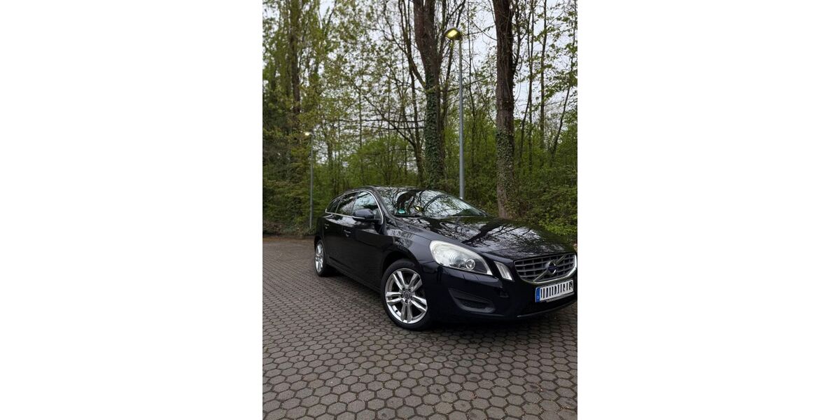Volvo V60 189.816 km 8.500 &euro; Langen 63225